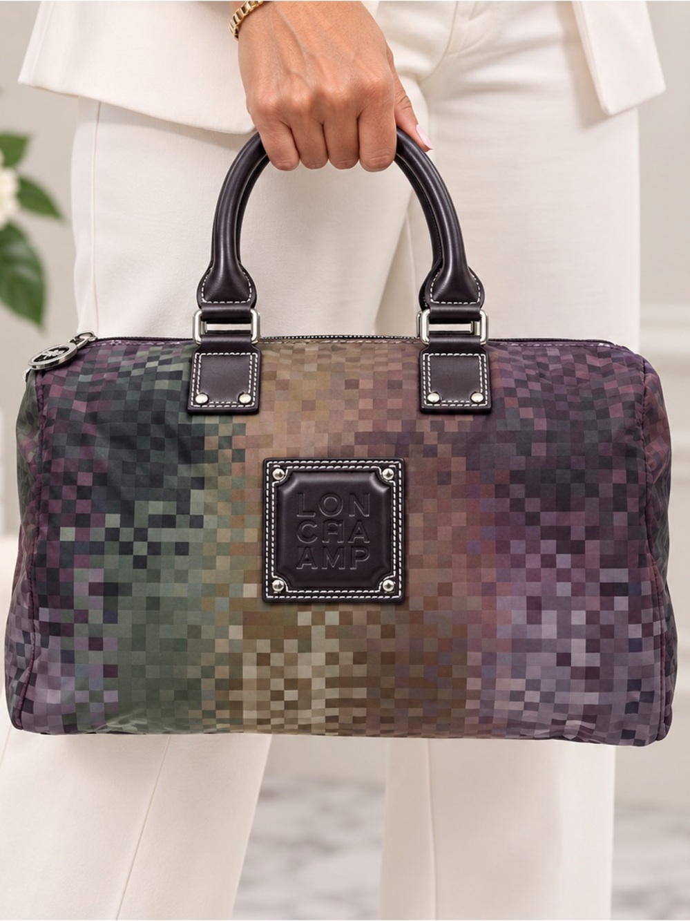 Longchamp Check Hand Bag with Plum Interior - Picture 4 of 4
